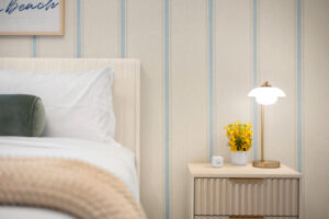king size bed room in clara