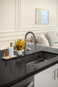 modern fully furnished kitchen2